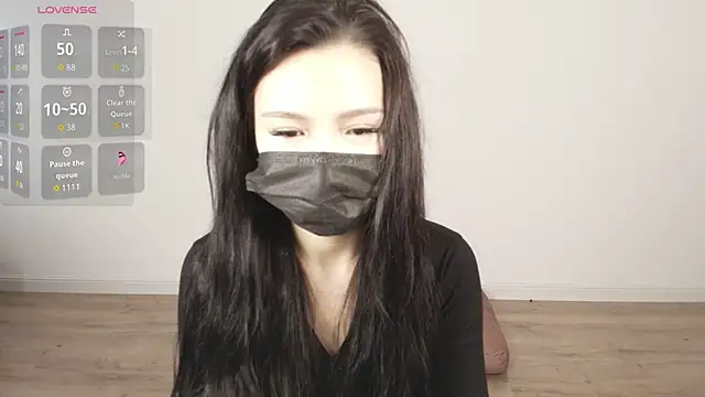 Snapshot of carlune chatting on 05/13/26, 03:37 carlune online show from 05/13/26, 03:37