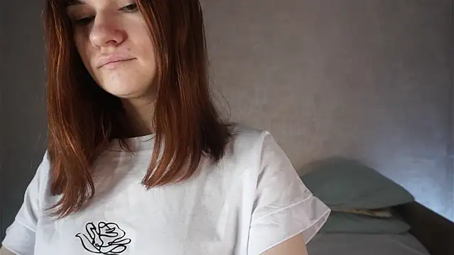 CristyBillot online show from 04/22/26, 04:59