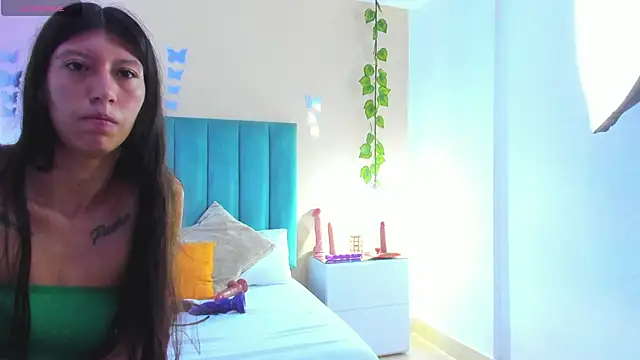 ARIANA CRI-X online show from 05/03/26, 11:38