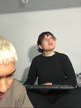 Evaa 02 online show from 06/09/26, 12:06