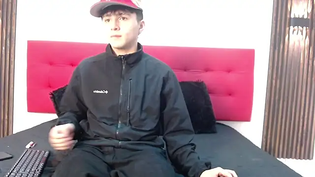 LunayDream online show from 04/22/26, 11:23