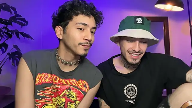 Snapshot of Noah_and_Steven chatting on 06/21/26, 03:14 Noah and Steven online show from 06/21/26, 03:14
