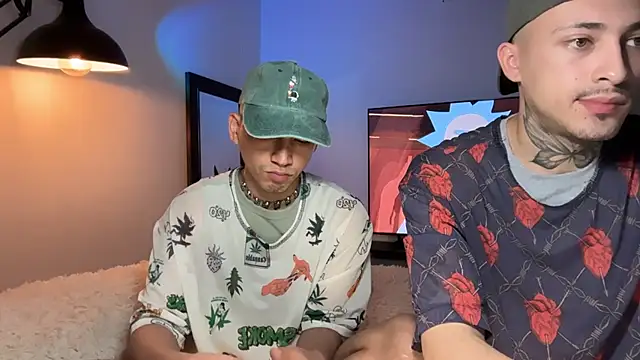 Snapshot of Noah_and_Steven chatting on 07/23/26, 05:11 Noah and Steven online show from 07/23/26, 05:11