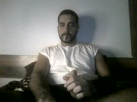 Snapshot of andersonpaak chatting on 06/04/26, 10:38 andersonpaak online show from 06/04/26, 10:38