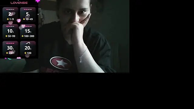 Snapshot of SmokeyAnne chatting on 05/20/26, 07:31 SmokeyAnne online show from 05/20/26, 07:31