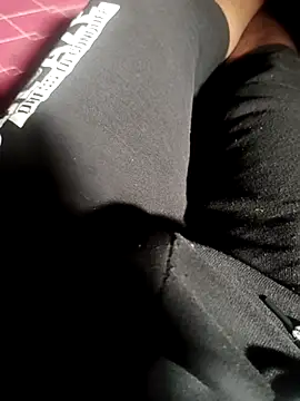 ilango86t online show from 04/19/26, 09:41