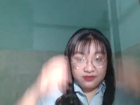 Minot01 online show from 04/23/26, 03:41