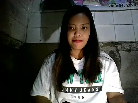 Snapshot of juicyredt chatting on 05/16/26, 12:59 juicyredt online show from 05/16/26, 12:59