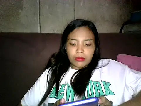 Snapshot of juicyredt chatting on 06/05/26, 12:33 juicyredt online show from 06/05/26, 12:33