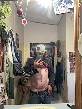 cozzy42 online show from 04/24/26, 12:18