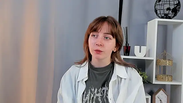 BeulaSchorzman online show from 04/23/26, 08:24