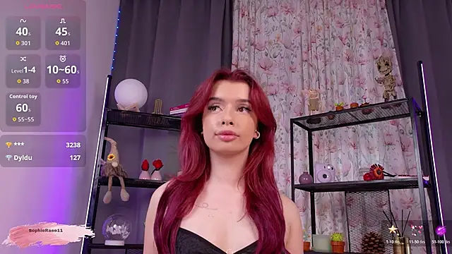 Snapshot of Sophie_Rae chatting on 05/11/26, 02:45 Sophie Rae online show from 05/11/26, 02:45