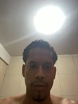 Gomesmrt online show from 04/19/26, 08:33