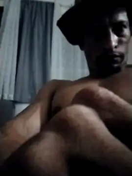 Snapshot of maxxso chatting on 06/04/26, 11:44 maxxso online show from 06/04/26, 11:44