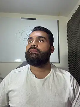 LucaLaurent online show from 04/22/26, 02:36