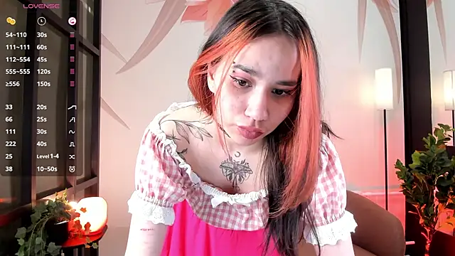 Velvet Nova online show from 04/23/26, 01:35