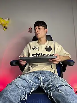 bryan hot 23 online show from 04/23/26, 10:45