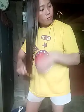 phuongtrinh1 online show from 04/22/26, 10:50