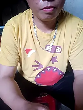 Snapshot of phuongtrinh1 chatting on 06/18/26, 05:08 phuongtrinh1 online show from 06/18/26, 05:08