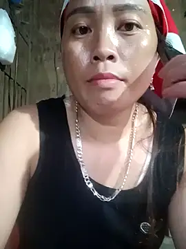 Snapshot of phuongtrinh1 chatting on 07/17/26, 11:39 phuongtrinh1 online show from 07/17/26, 11:39