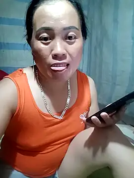 Snapshot of phuongtrinh1 chatting on 07/22/26, 01:47 phuongtrinh1 online show from 07/22/26, 01:47