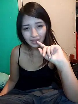 Snapshot of HonyHanna chatting on 05/06/26, 03:35 HonyHanna online show from 05/06/26, 03:35
