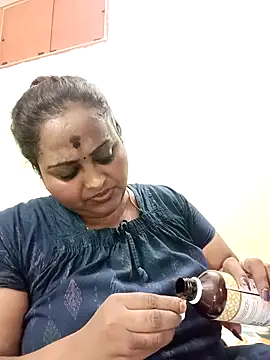 Jassminsree online show from 04/22/26, 04:30