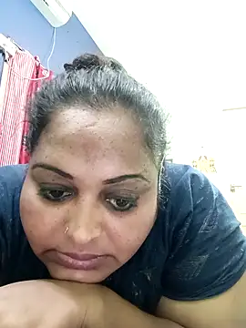 Jassminsree online show from 04/23/26, 04:35