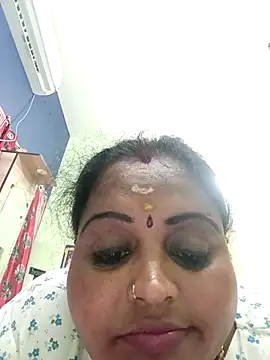 Jassminsree online show from 04/24/26, 03:14