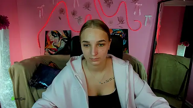Snapshot of ollivia_dream chatting on 05/05/26, 05:48 ollivia dream online show from 05/05/26, 05:48