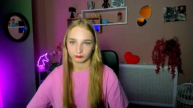 Snapshot of ollivia_dream chatting on 05/11/26, 05:57 ollivia dream online show from 05/11/26, 05:57