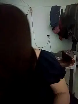 Truxcy1 online show from 04/22/26, 08:17