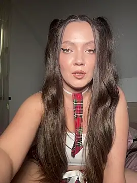 AlyraMoon online show from 07/11/26, 04:21