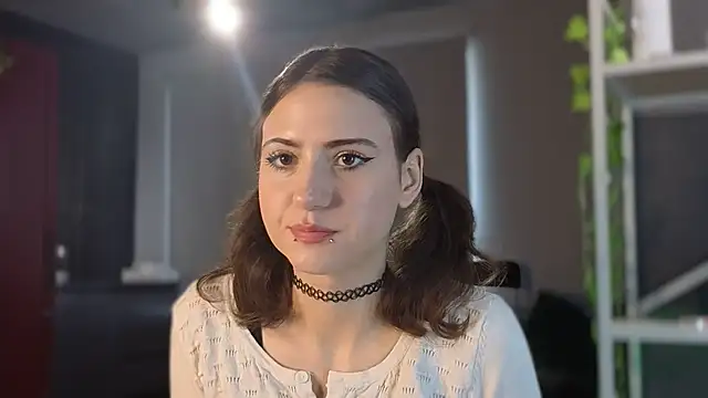 lovergirl4me online show from 04/23/26, 11:31