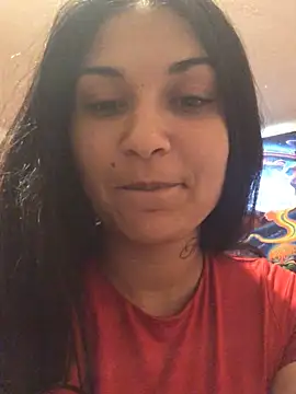 Snapshot of amira1348 chatting on 06/07/26, 09:35 amira1348 online show from 06/07/26, 09:35