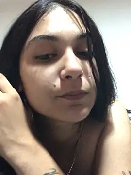 Snapshot of amira1348 chatting on 07/26/26, 07:59 amira1348 online show from 07/26/26, 07:59
