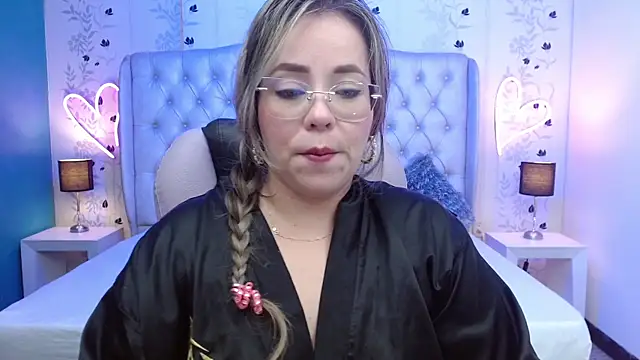 CharlotteSmithy online show from 05/01/26, 02:21