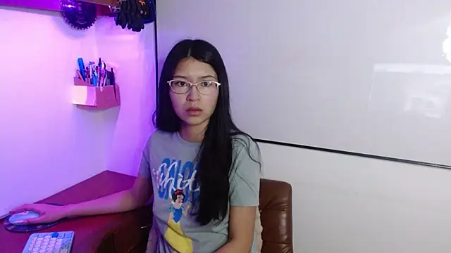 Danii rizzo online show from 06/17/26, 10:06