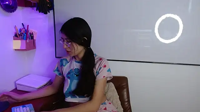 Danii rizzo online show from 06/26/26, 11:14