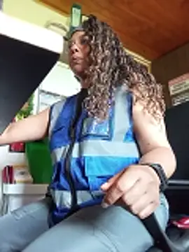 Ivon C online show from 04/28/26, 01:27