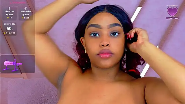 TiannahGlow online show from 05/28/26, 12:46
