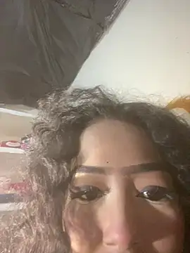 Rosamosquet online show from 04/24/26, 03:09