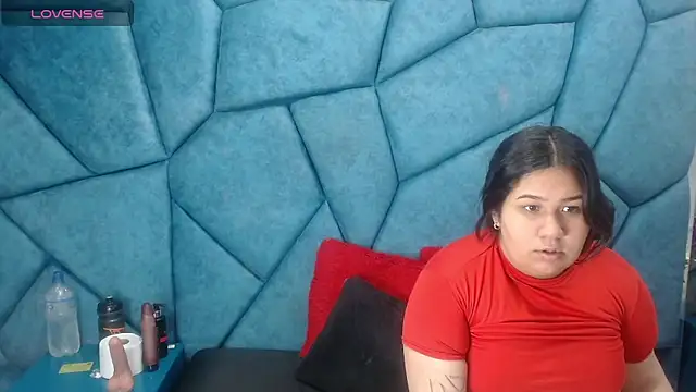 Snapshot of Rachel_Swetty2 chatting on 05/14/26, 01:40 Rachel Swetty2 online show from 05/14/26, 01:40