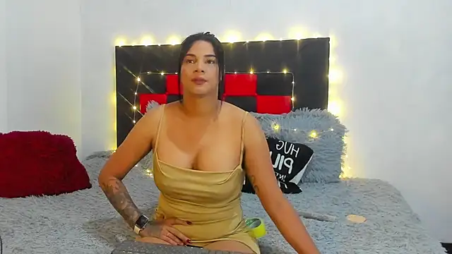 camila valenciia  online show from 04/21/26, 10:43