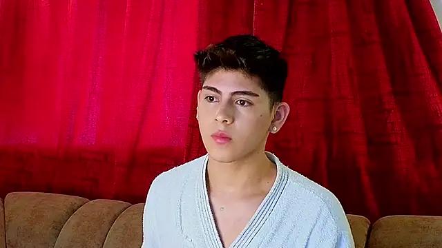 josethariaz25 online show from 04/23/26, 03:58