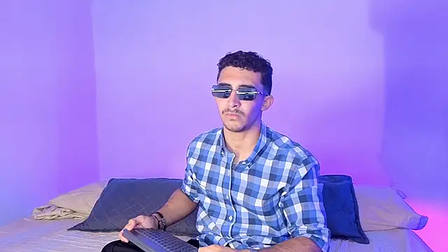 caius bigcock1 online show from 07/23/26, 12:35