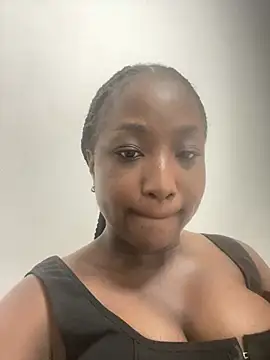 Snapshot of PaulineKosh chatting on 07/24/26, 06:28 PaulineKosh online show from 07/24/26, 06:28