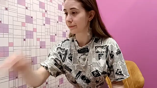 AvanMonroe online show from 04/23/26, 02:41