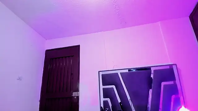 Natasha028  online show from 04/29/26, 11:47