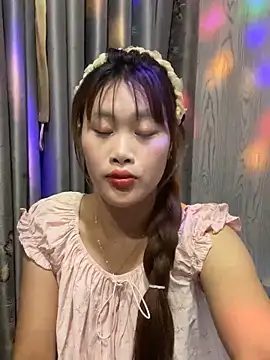 Ly-sexyy online show from 04/28/26, 04:12